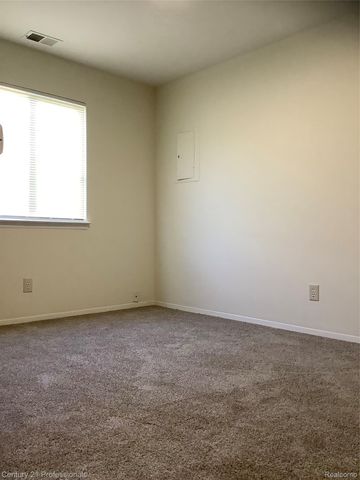 8468 Beatrice, Westland, MI 48185