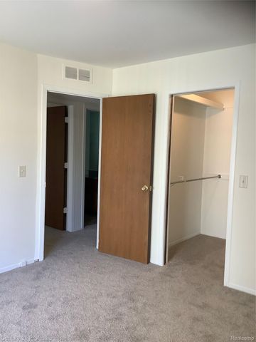 8468 Beatrice, Westland, MI 48185