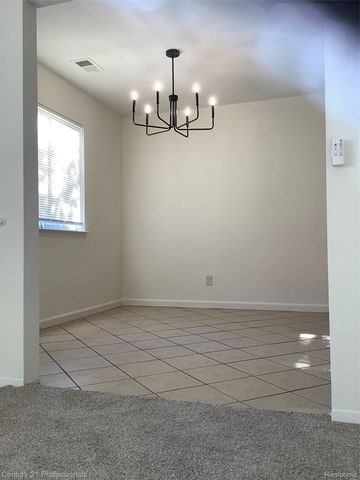 8468 Beatrice, Westland, MI 48185