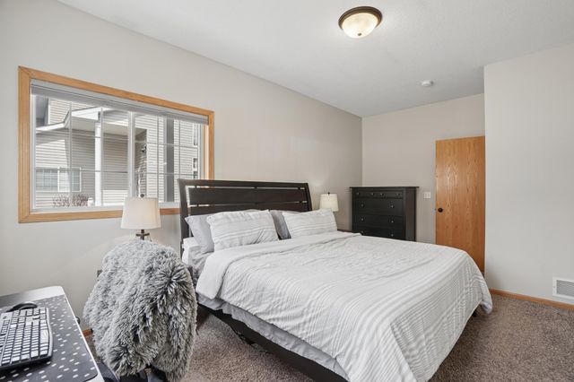 11491 16th Street NE, Saint Michael, MN 55376