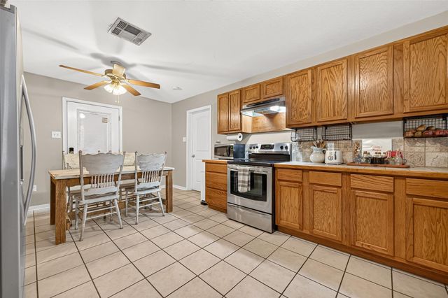 149 Hillside Drive, Liberty, TX 77575