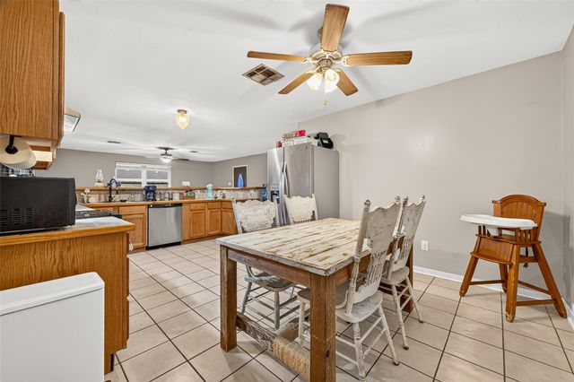 149 Hillside Drive, Liberty, TX 77575