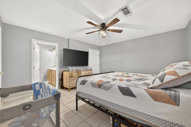 149 Hillside Drive, Liberty, TX 77575