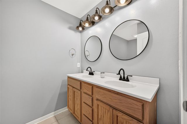 149 Hillside Drive, Liberty, TX 77575