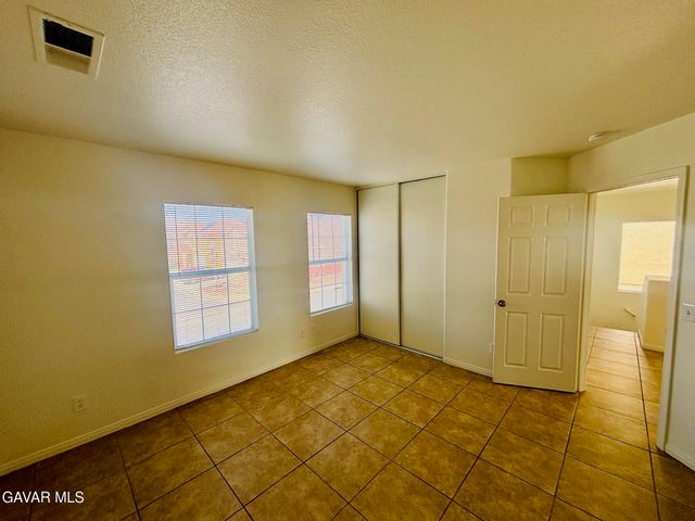 40350 Maravilla Drive, Palmdale, CA 93550