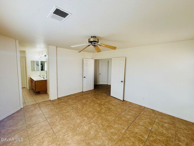 40350 Maravilla Drive, Palmdale, CA 93550