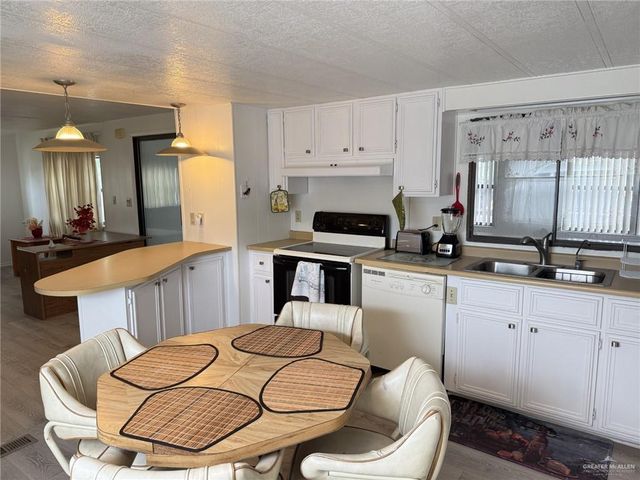 4901 Carnation Avenue, Mcallen, TX 78501
