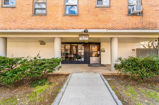 21-80 33rd Road 6B, Astoria, NY 11106
