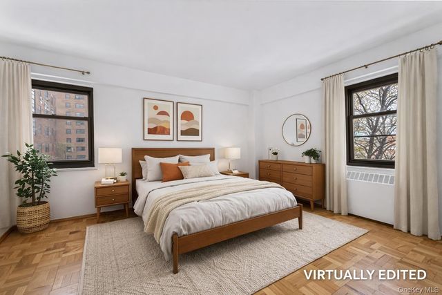 21-80 33rd Road 6B, Astoria, NY 11106