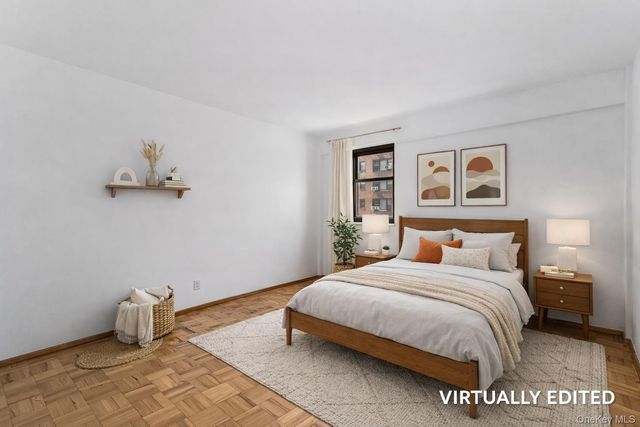 21-80 33rd Road 6B, Astoria, NY 11106