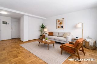 21-80 33rd Road 6B, Astoria, NY 11106