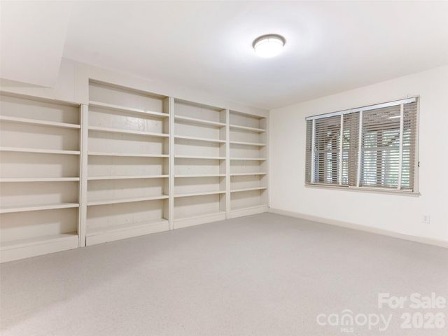 5239 Winding Brook Road, Charlotte, NC 28226