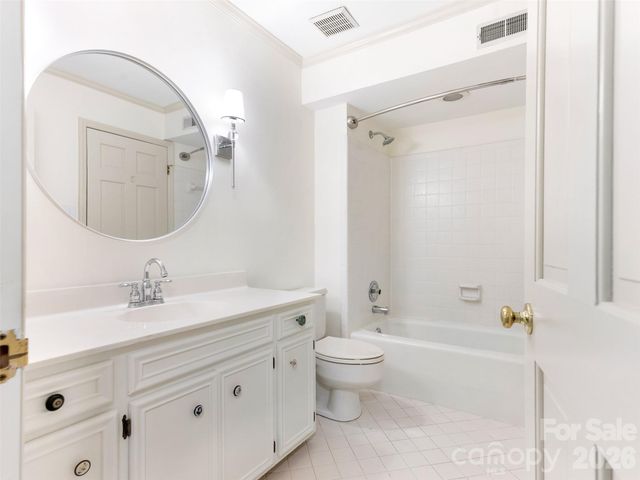 5239 Winding Brook Road, Charlotte, NC 28226