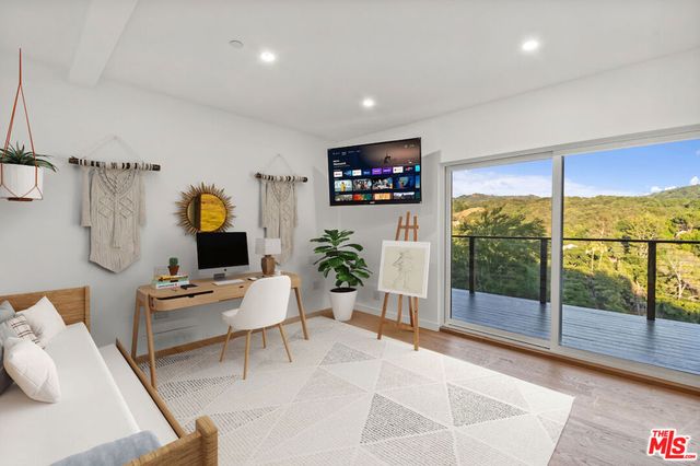 563 Canon View Trail, Topanga, CA 90290