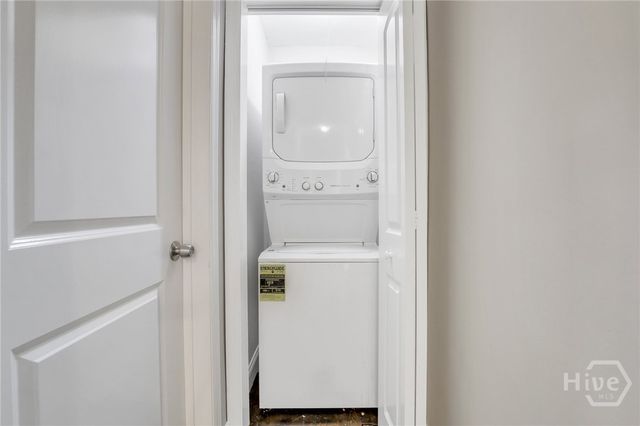 5215 Habersham Street, Savannah, GA 31405