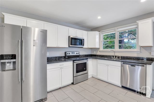 5215 Habersham Street, Savannah, GA 31405