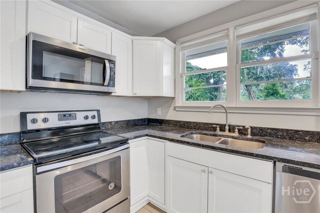 5215 Habersham Street, Savannah, GA 31405