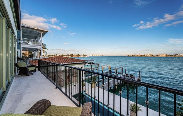 1403 PASS A GRILLE WAY, St Pete Beach, FL 33706