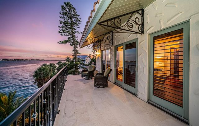 1403 PASS A GRILLE WAY, St Pete Beach, FL 33706