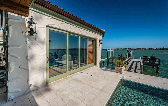 1403 PASS A GRILLE WAY, St Pete Beach, FL 33706