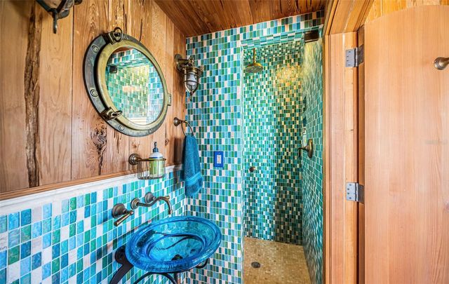 1403 PASS A GRILLE WAY, St Pete Beach, FL 33706