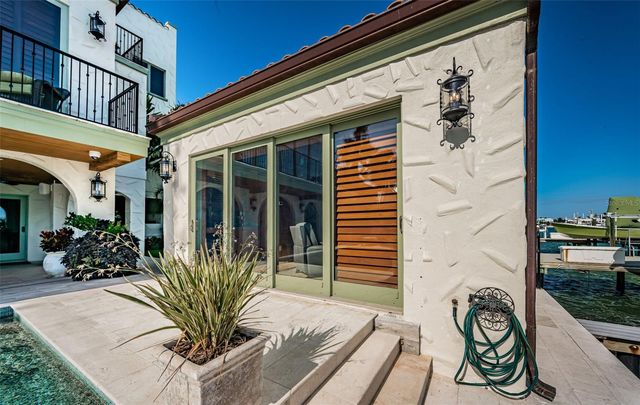 1403 PASS A GRILLE WAY, St Pete Beach, FL 33706