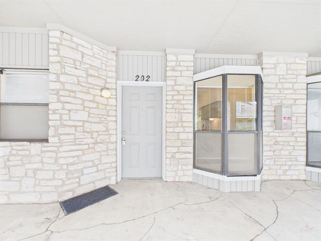2604 Salado ST 204, Austin, TX 78705