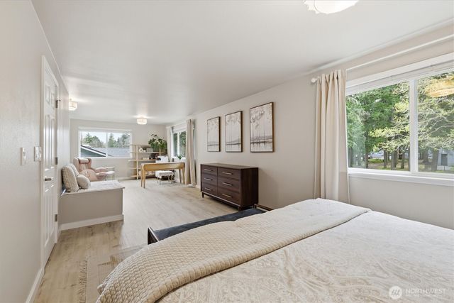 8410 Zircon Drive SW, Lakewood, WA 98498