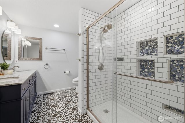 8410 Zircon Drive SW, Lakewood, WA 98498