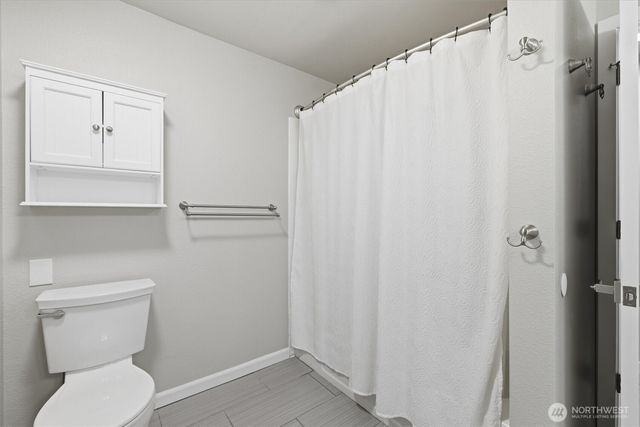 8410 Zircon Drive SW, Lakewood, WA 98498