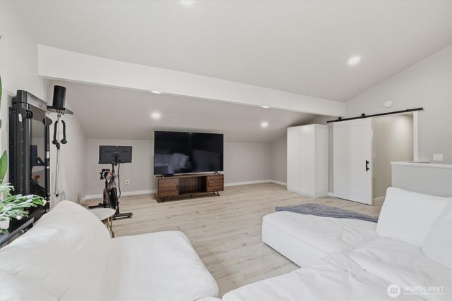 8410 Zircon Drive SW, Lakewood, WA 98498