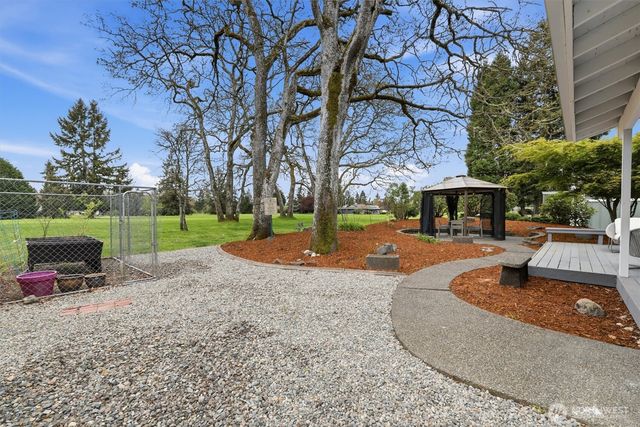 8410 Zircon Drive SW, Lakewood, WA 98498