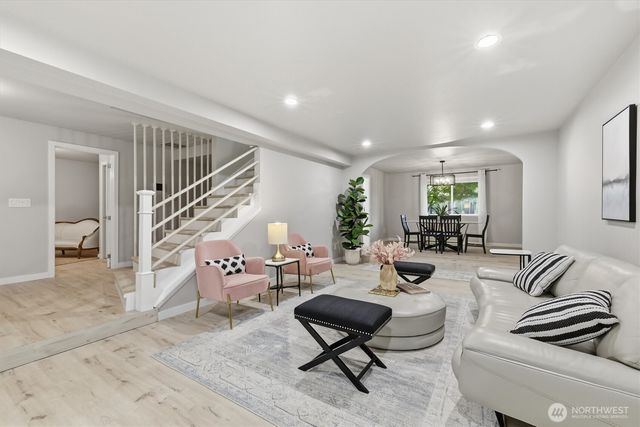 8410 Zircon Drive SW, Lakewood, WA 98498