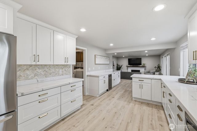 8410 Zircon Drive SW, Lakewood, WA 98498