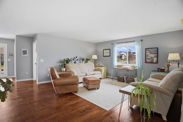 5858 Deer Street, Monticello, MN 55362