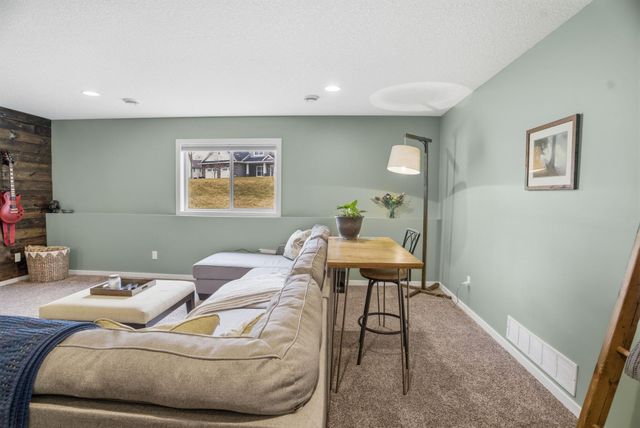 5858 Deer Street, Monticello, MN 55362