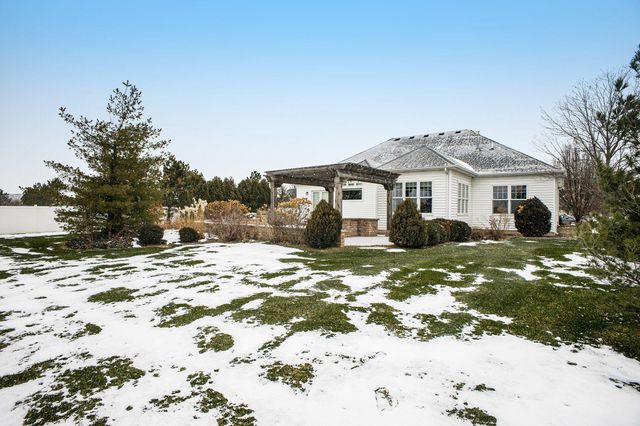 10198 California Street, Crown Point, IN 46307