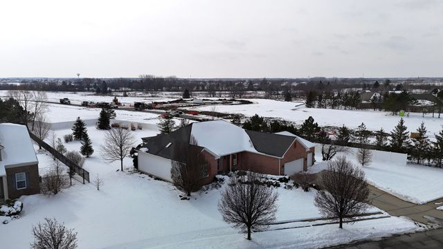 10198 California Street, Crown Point, IN 46307