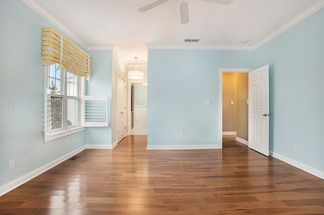 10198 California Street, Crown Point, IN 46307