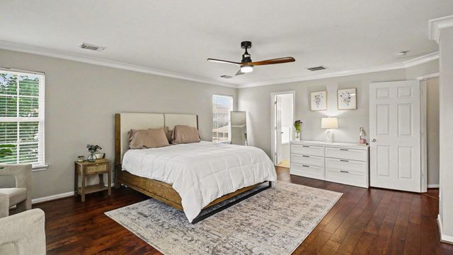 13026 Skyview Bend Drive, Houston, TX 77047