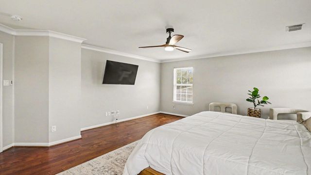 13026 Skyview Bend Drive, Houston, TX 77047