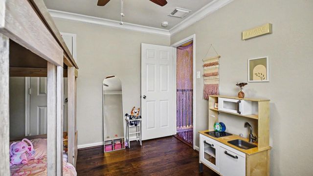 13026 Skyview Bend Drive, Houston, TX 77047