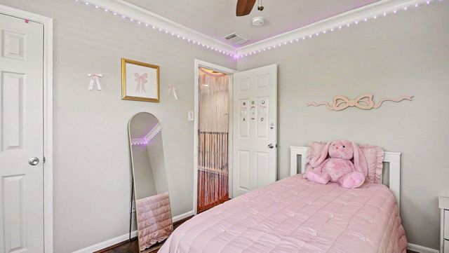 13026 Skyview Bend Drive, Houston, TX 77047