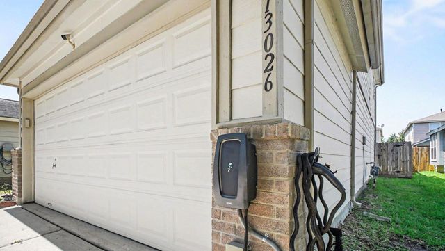 13026 Skyview Bend Drive, Houston, TX 77047