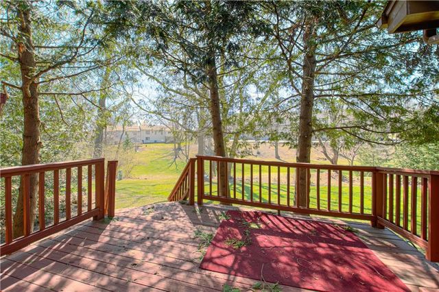 525 E 129th Terrace, Kansas City, MO 64145