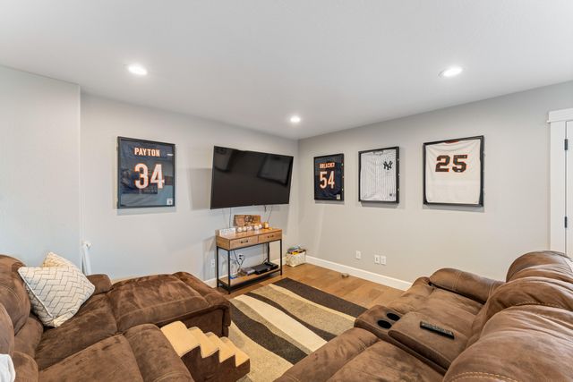 2357 Robertson, Grants Pass, OR 97527