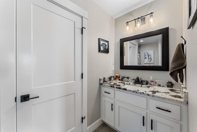 2357 Robertson, Grants Pass, OR 97527