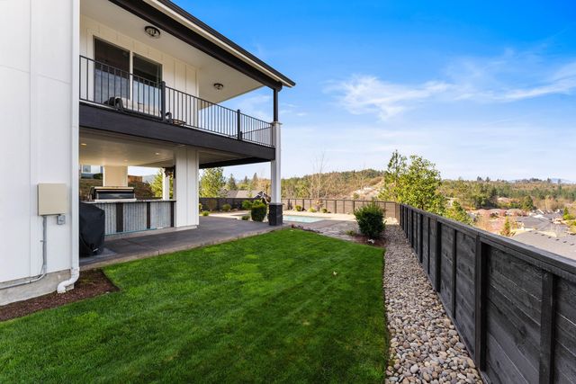 2357 Robertson, Grants Pass, OR 97527