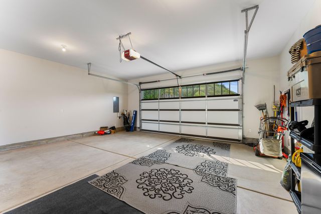 2357 Robertson, Grants Pass, OR 97527