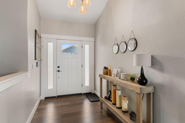 2357 Robertson, Grants Pass, OR 97527